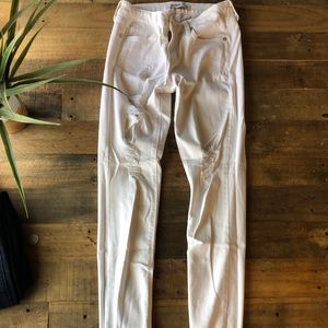 Just Black, destroyed skinny white jeans